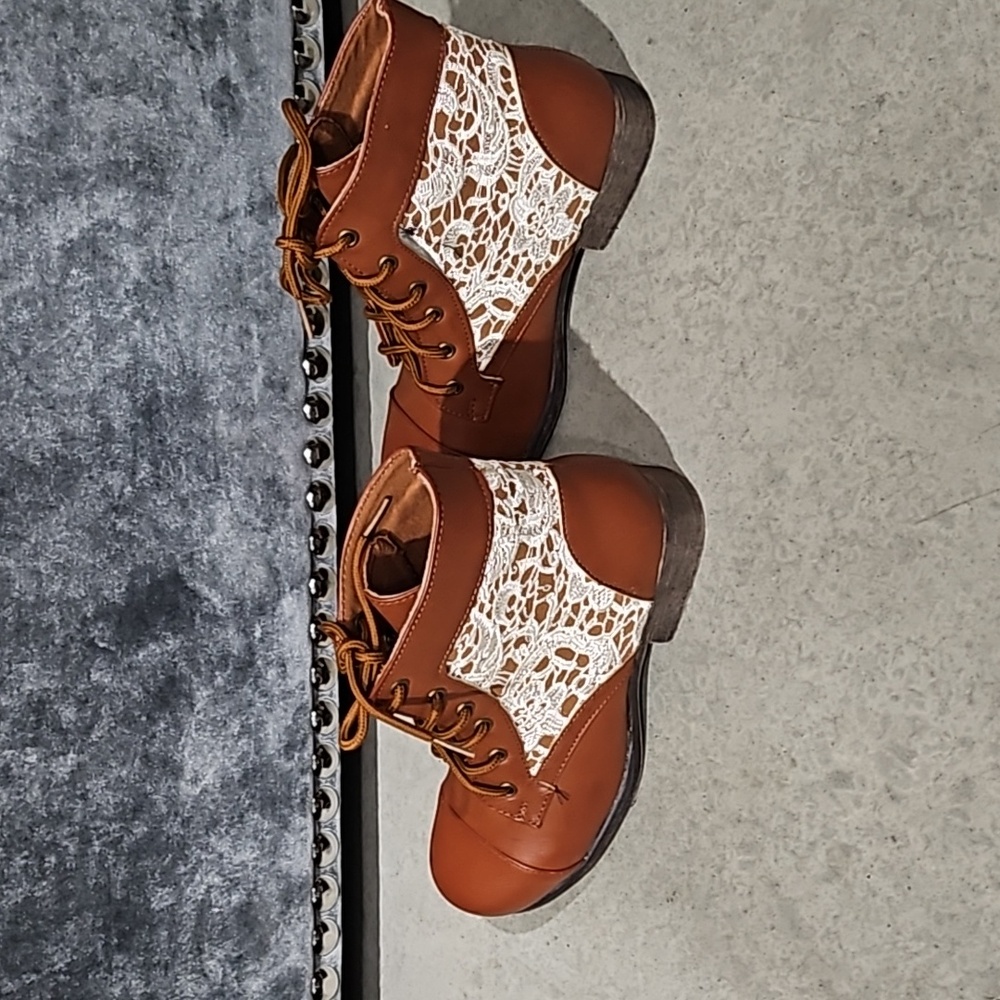 Brown Crochet Boho Style Ankle Boots New! Size6 - Picture 5 of 7